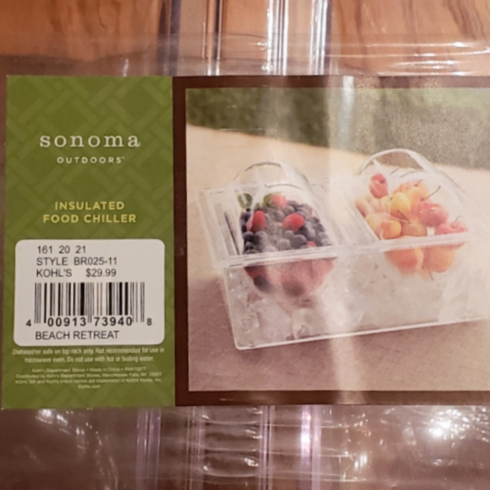 SONOMA Food Chiller Insulated Picnic Party BBQ Summer ☀️ NWT